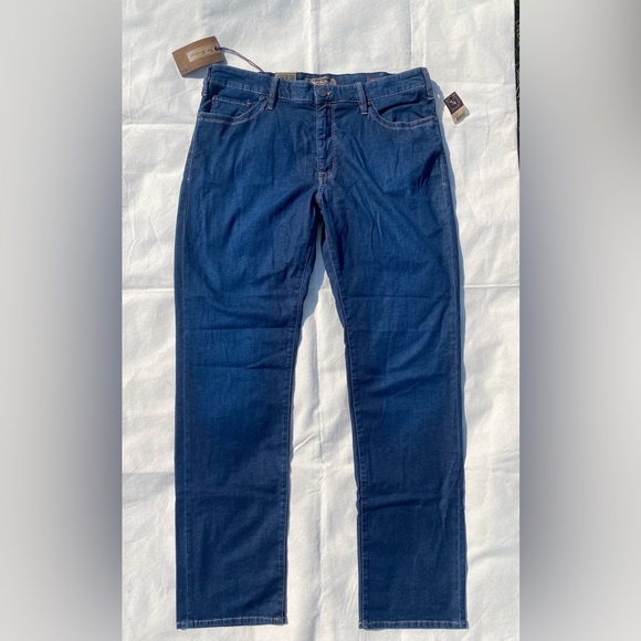 NWT 34 Heritage Slim Straight Fit Casual Blue Jeans Charisma Dark Wash 40x36 - Picture 1 of 7